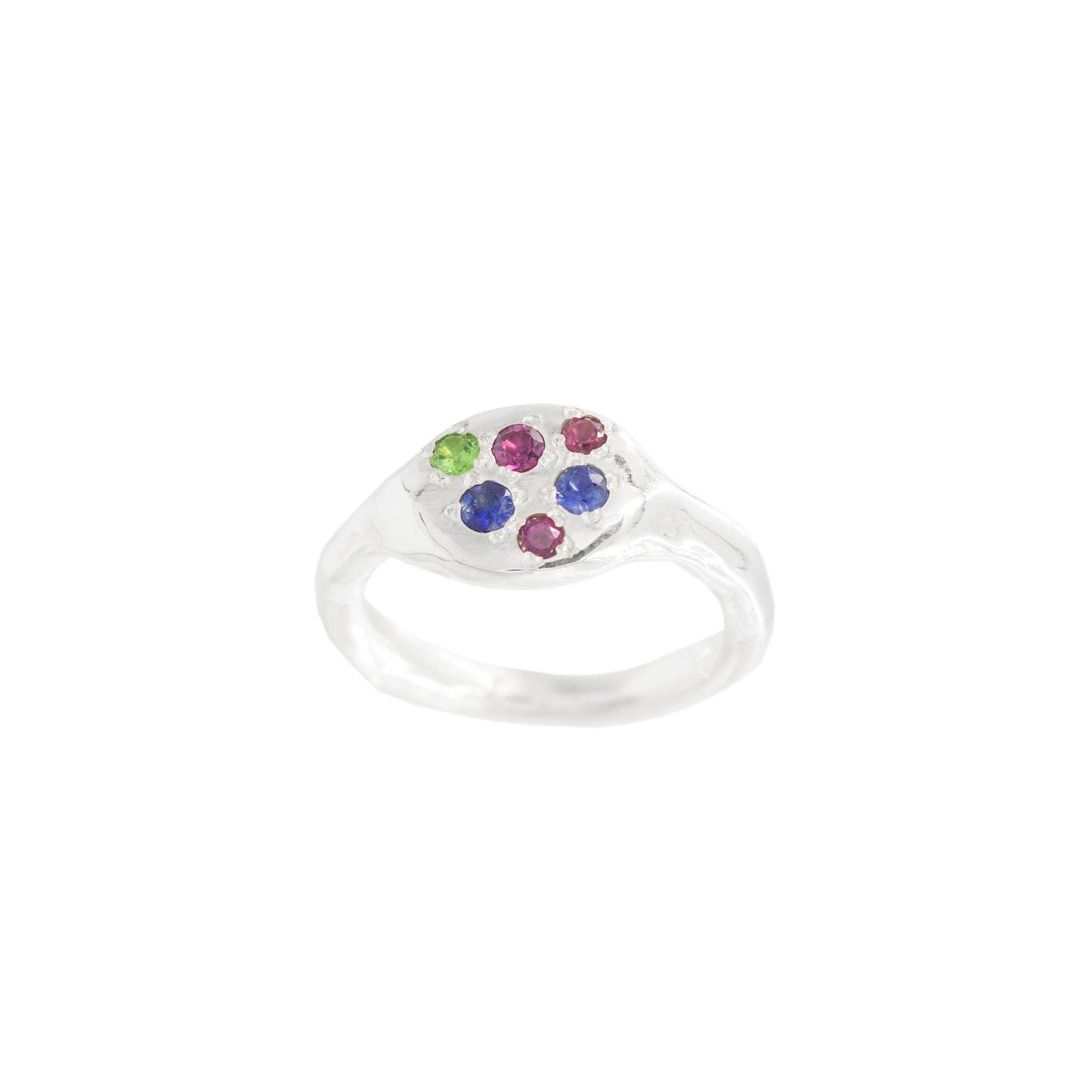 Handmade archaic silver ring. Daras Space