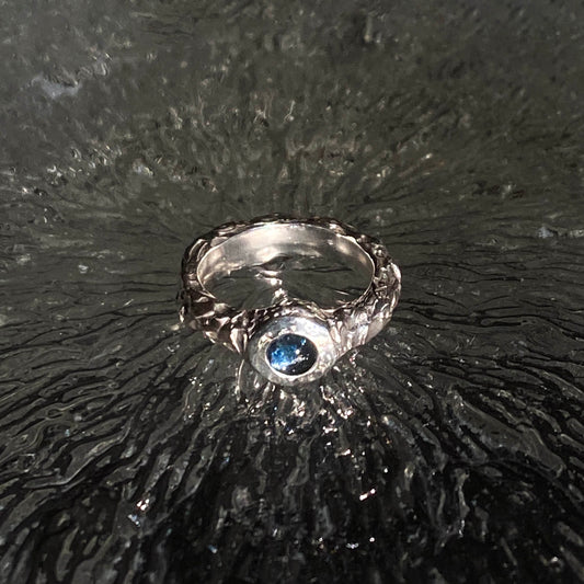 Daras Space , Unique Ring with Topaz Cabashon