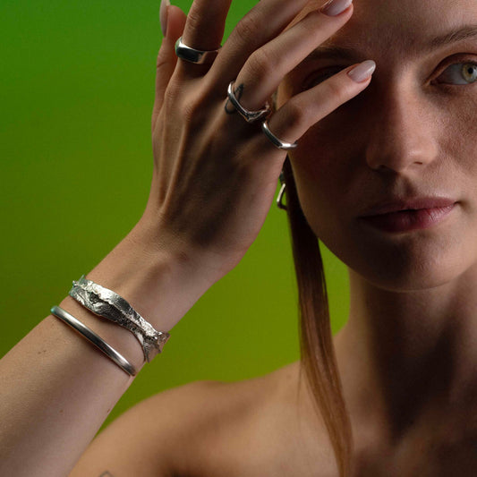 Sandcasted bracelet Daras Space